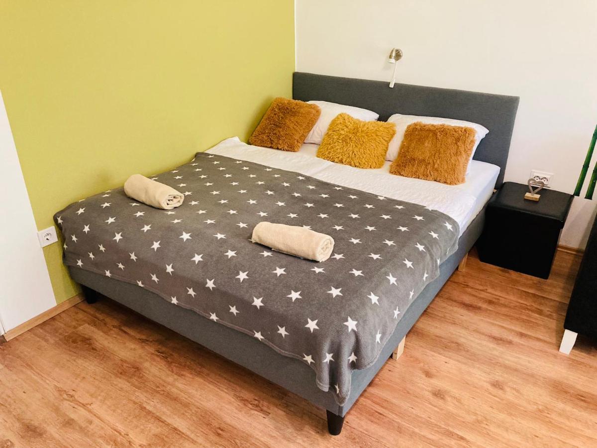 Like Apartman Eger Exterior photo